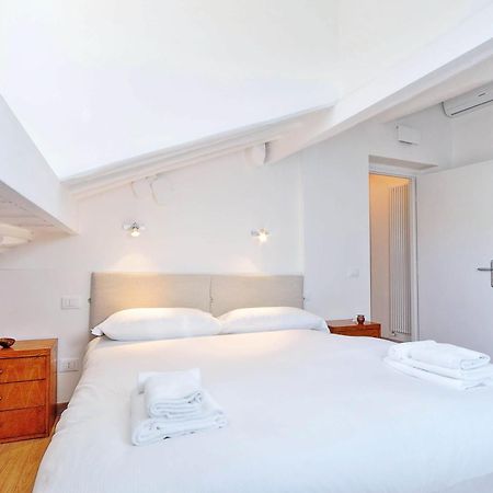 Pantheon Charming Attic | Romeloft Apartment Екстериор снимка