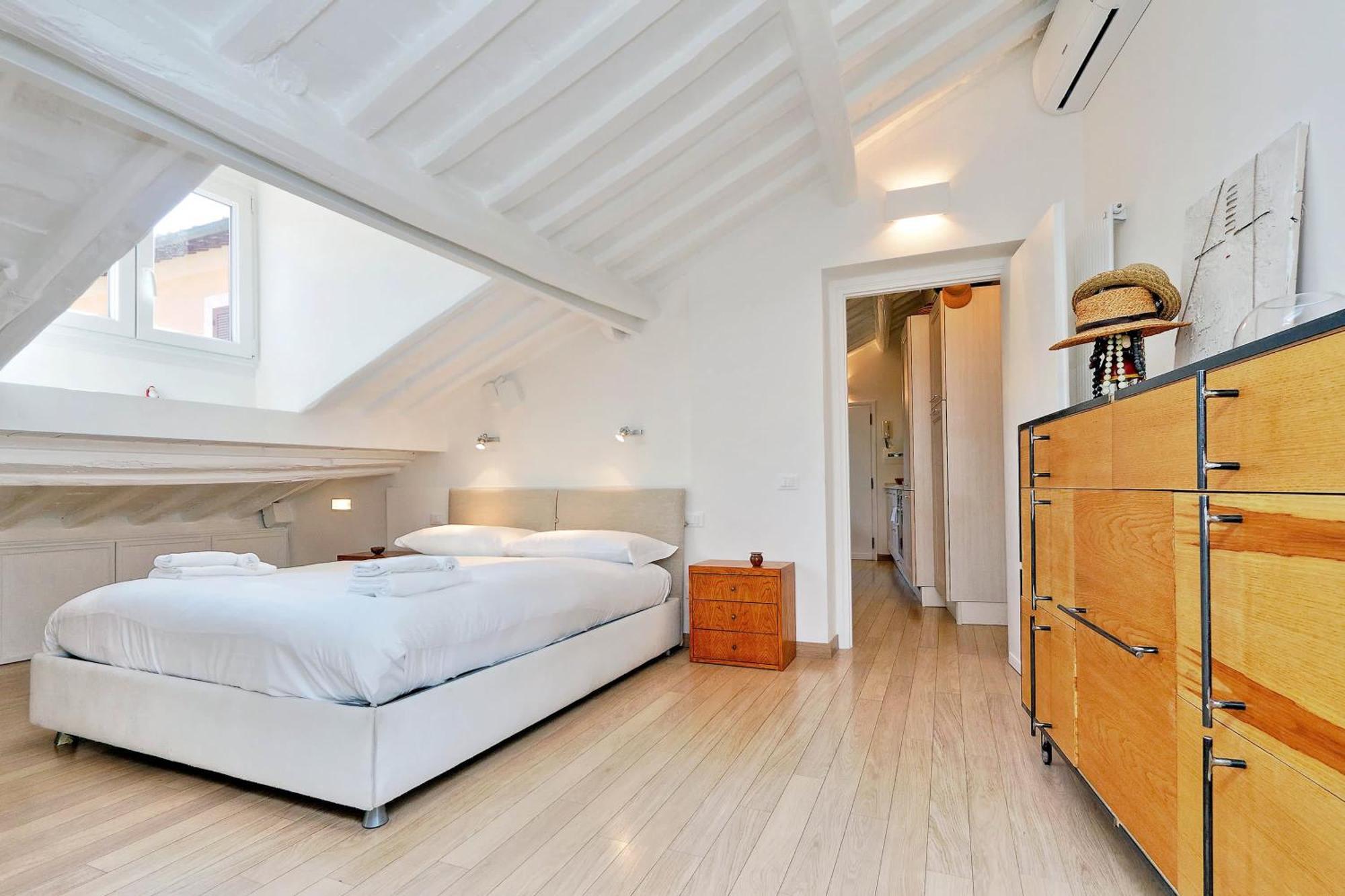 Pantheon Charming Attic | Romeloft Apartment Екстериор снимка